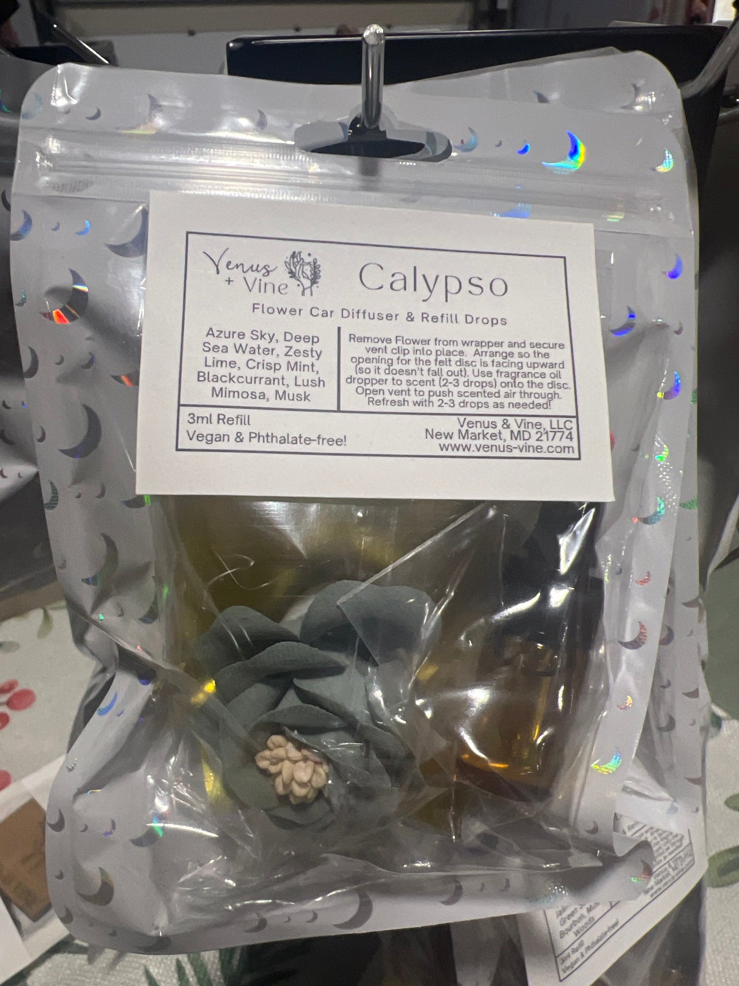 Floral Car Diffuser & Refill image 0